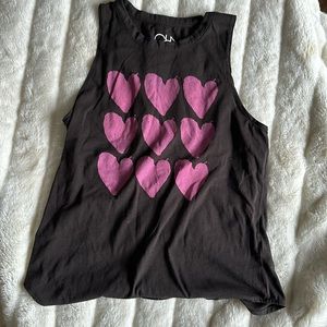 Chasor brown and pink heart tank size small